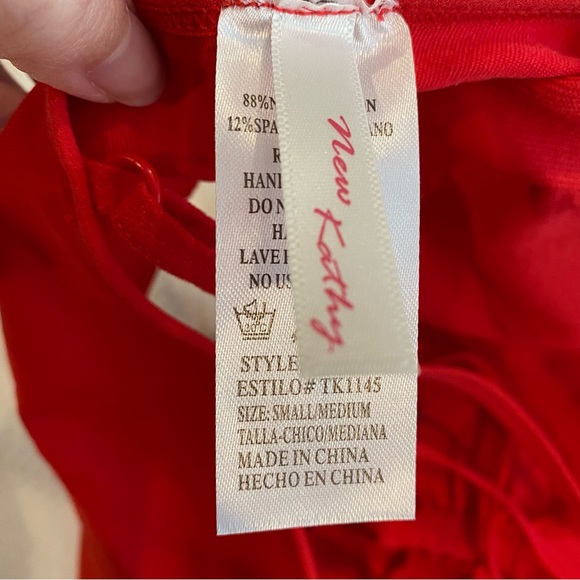 Lot of 1 Red Bralette and 1 Black Seamless Bandeau - Picture 4 of 8